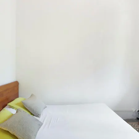 Great Apartment In Sagrada Familia With Balcony Barcelona Exterior photo