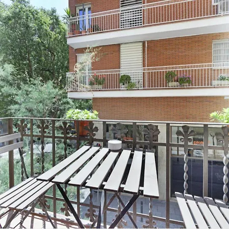 Great Apartment In Sagrada Familia With Balcony Barcelona Exterior photo