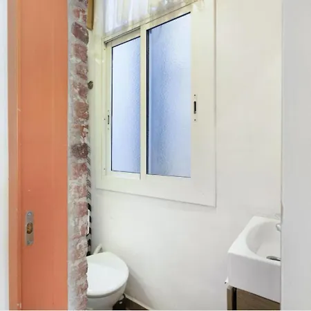 Great Apartment In Sagrada Familia With Balcony Barcelona Exterior photo