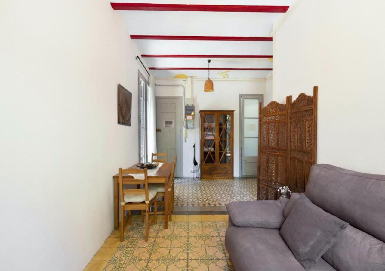 Great In Sagrada Familia With Balcony Apartment